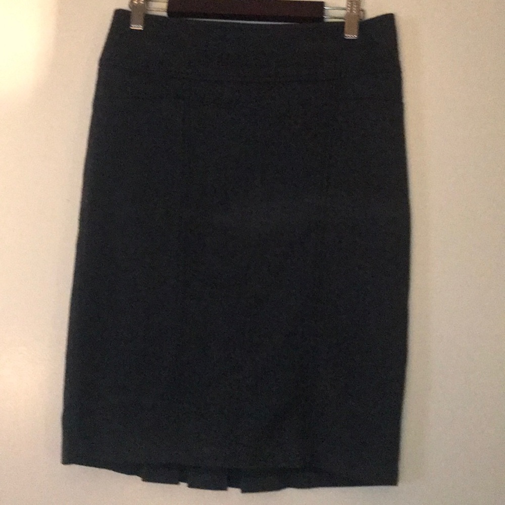Sexy stretchy pencil skirt. Everything must go!!